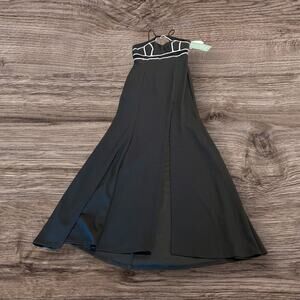 Social Code Black Gown  Maxi Evening Prom Special Occasion Dress Size 9 NWT